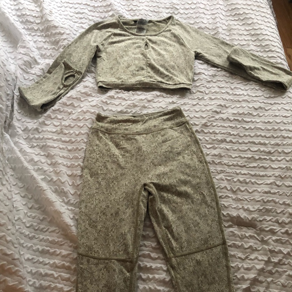 Gymshark Fleur Texture Outfit